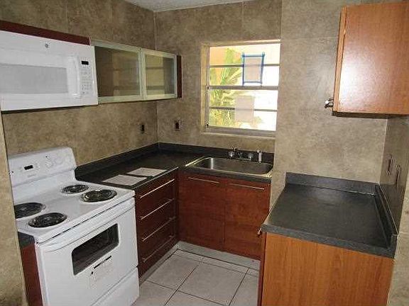 4th image of 8810 Fontainebleau Blvd APT 119