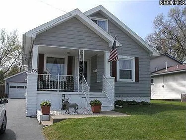 106 Harvey St photo 1