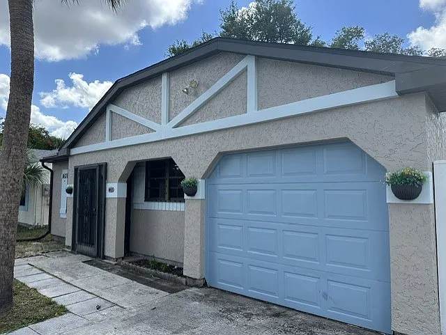 Building Photo - 1413 W Corktree Cir