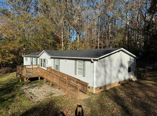 292 Carousel Rd, Gray Court, SC 29645