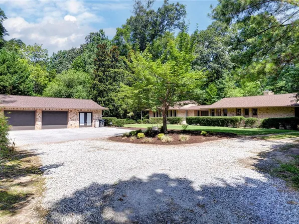 107 Meadow Rue Ct, Williamsburg, VA 23185