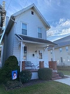2nd image of 1007 W Southern Ave S