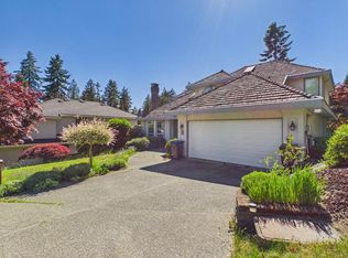 35 Wildwood Dr, Pt Moody, BC V3H4M5