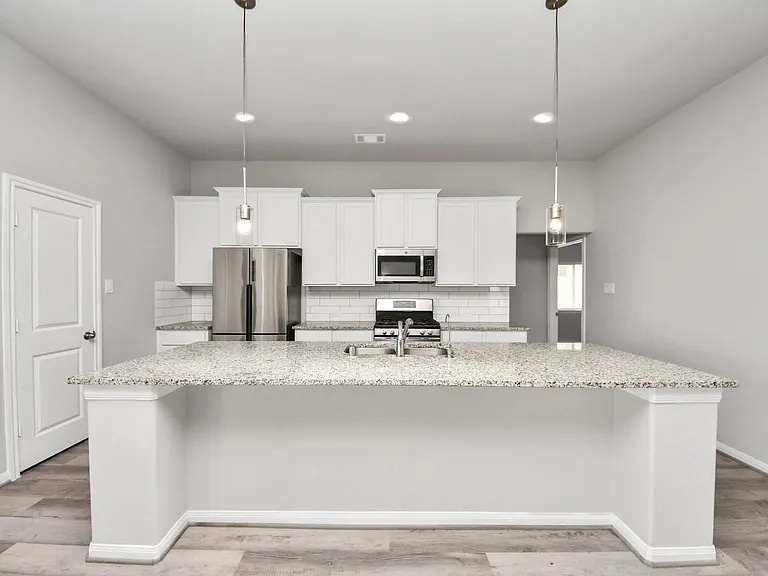 859 Sarasota Shore Dr — Photo 15