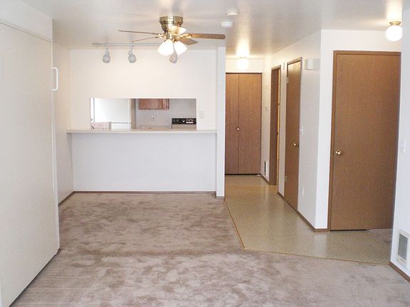 5th image of 891 SE Ilwaco Aly APT 101
