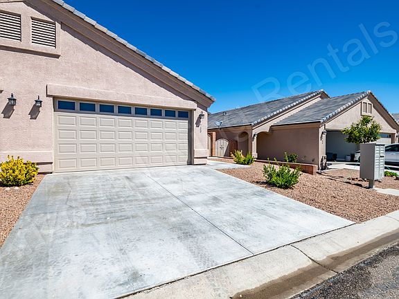 4th image of 733 Pala Mesa Dr