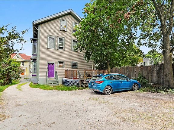 3rd image of 75 Doyle Ave