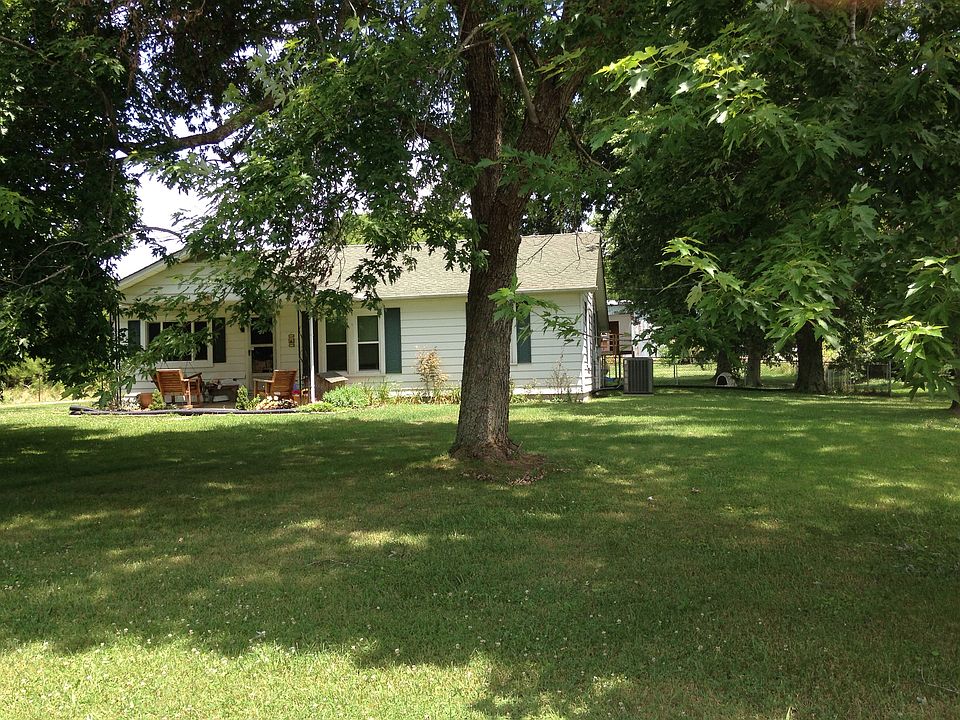 1st image of 270 Kirk Ln