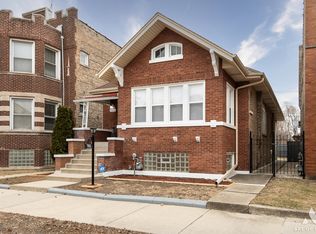 7951 S Elizabeth St, Chicago, IL 60620