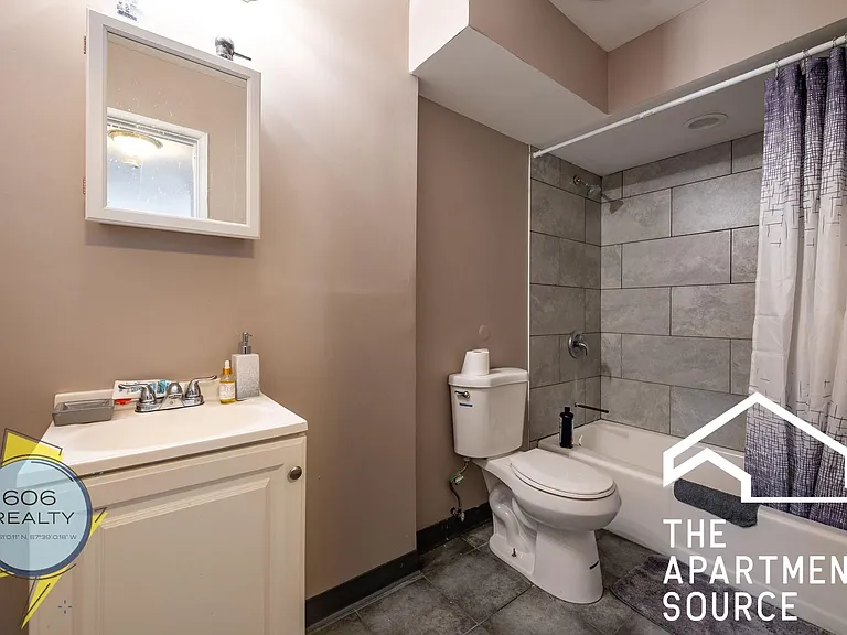 2310 N Harlem Ave #205 — Photo 5