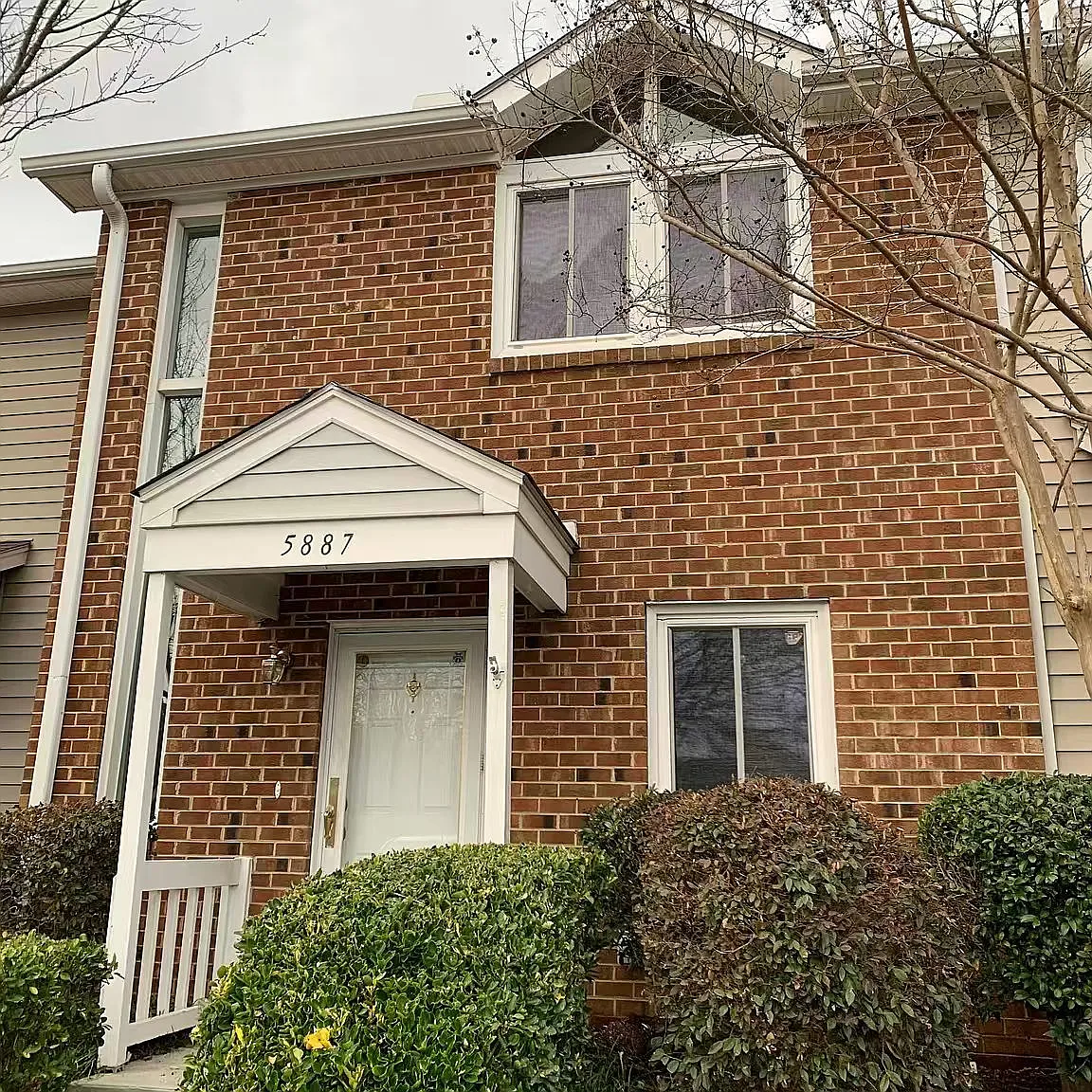2 bed, 2.5 bath, 1332 sqft, $1,600 — Photo 1