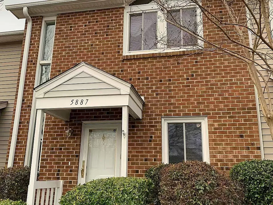 5887 Shady Grove Cir