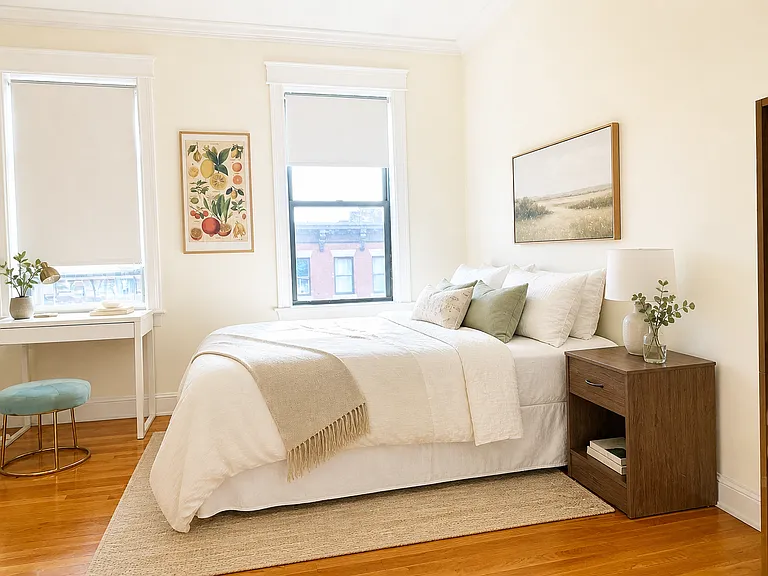27 Glenville Ave #601 — Photo 2