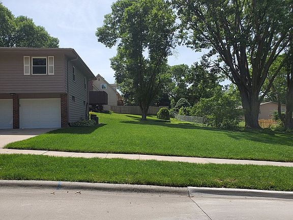 2nd image of 1814 S 133rd Ave
