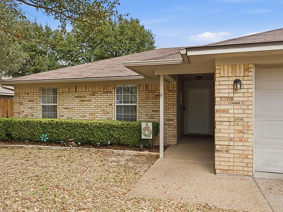 3rd image of 6605 Emerald Dr