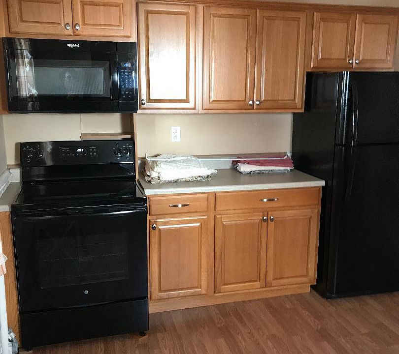 1st image of 214 W Abbott St