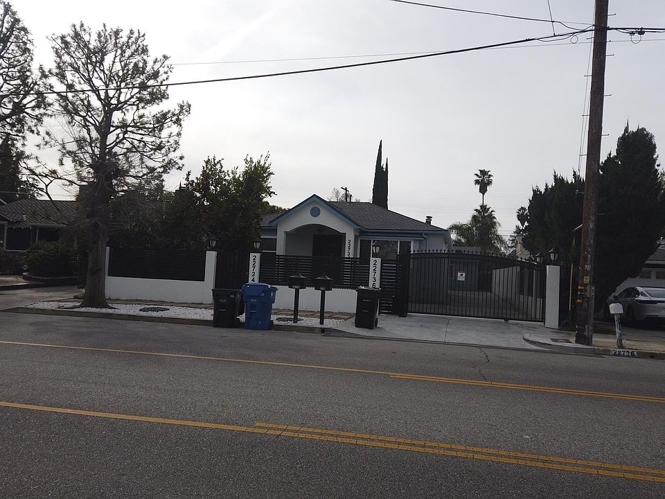 1st image of 22734 Burbank Blvd