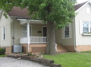 422 E Park St, Du Quoin, IL 62832