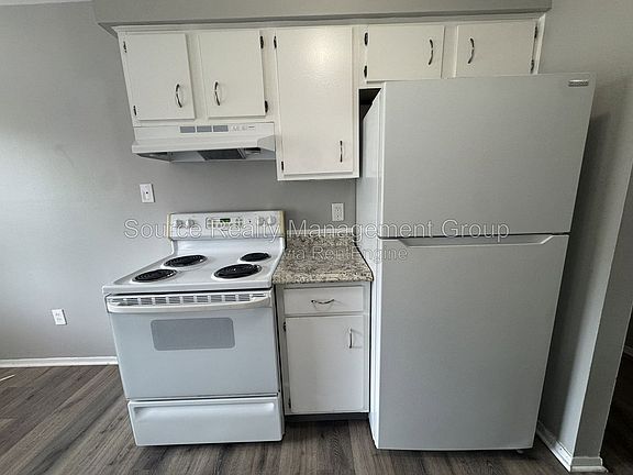 4th image of 36777 Sibley Rd #E