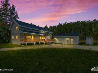 3751 E Carefree Dr, Wasilla, AK 99654