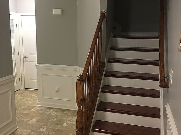 3rd image of 117 Cecilia Carey Ln