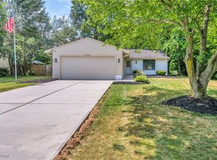 8302 Lorraine Dr, Strongsville, OH 44136