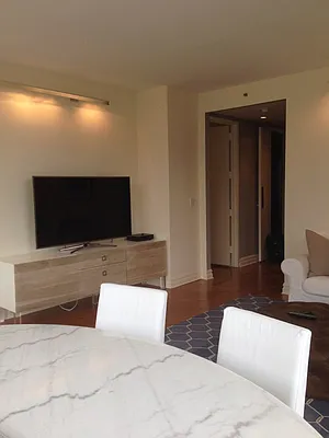 Rented by Sotheby's International Realty | media 23