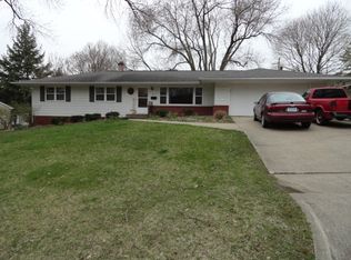 217 Monroe St, Iowa City, IA 52246