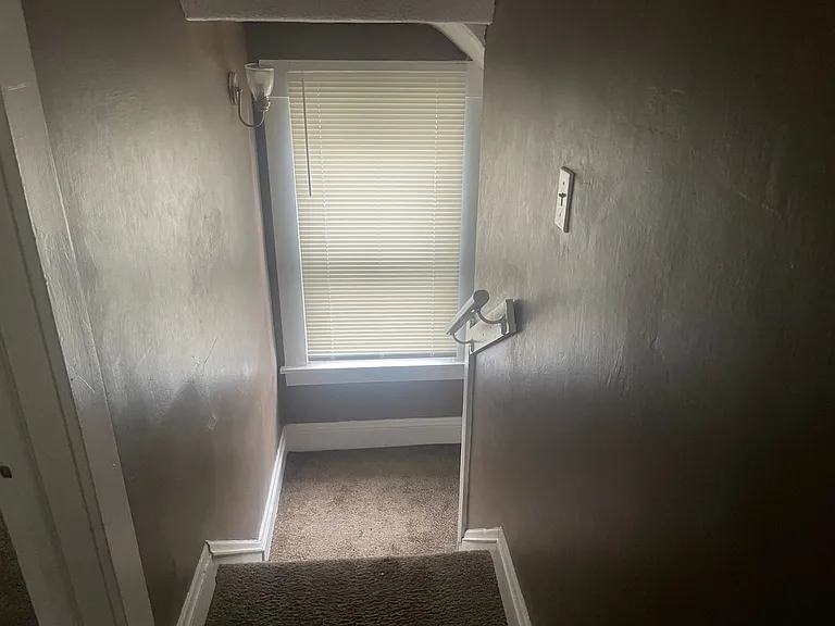 7919 Force Ave — Photo 14