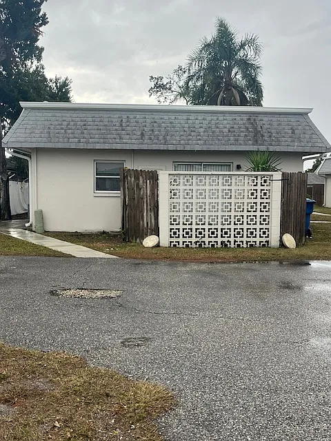 1 bed, 1000 sqft, $975 — Photo 1