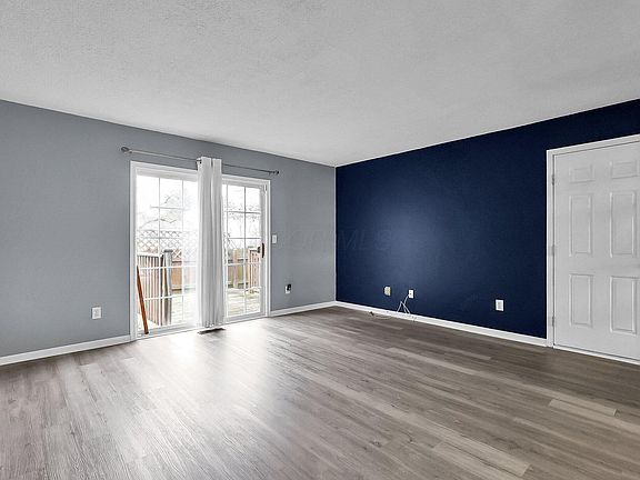 4th image of 162 Macenroe Dr #31F