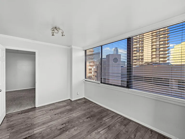 3525 Sage Rd #504 — Photo 7