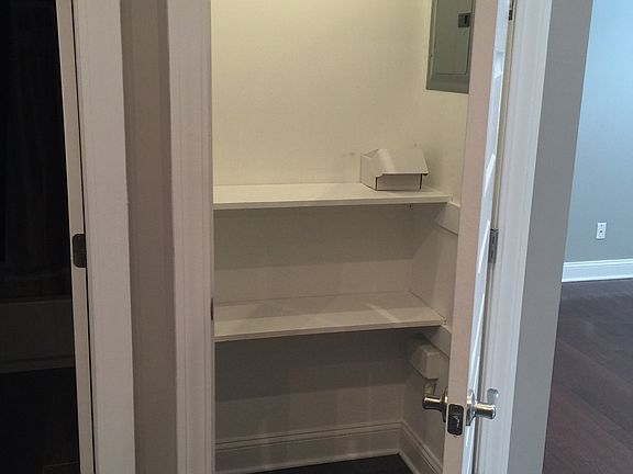 2nd image of 9810 Metropolitan Ave #1