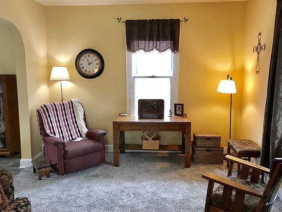 3rd image of 309 E Arch St