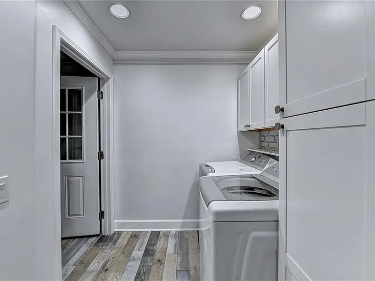 1227 Sheridan Rd NE — Photo 18