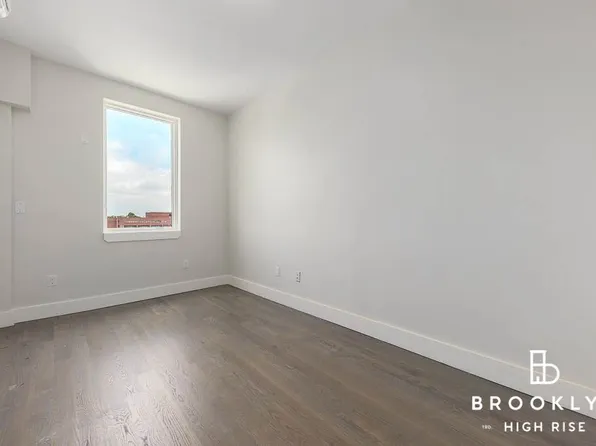 1692 Pacific Street image 9 of 18