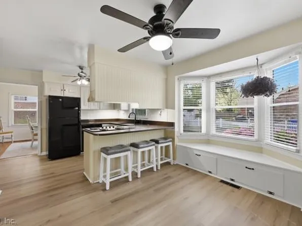 5233 Fairfield Blvd, Virginia Beach, VA 23464