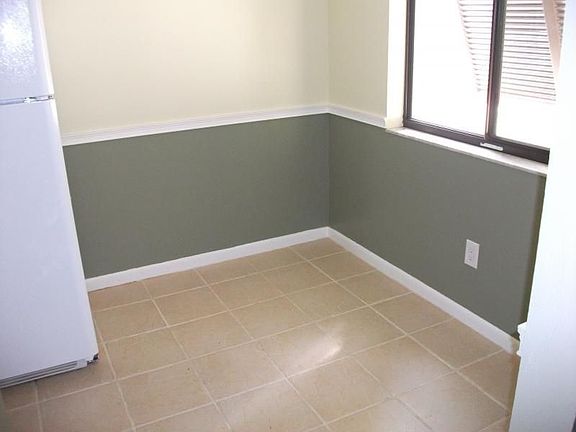 4th image of 4640 Longwater Chase