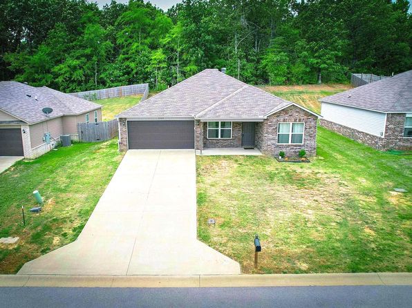 2309 Windy Ln