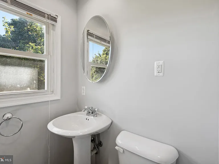 12319 Manvel Ln — Photo 9