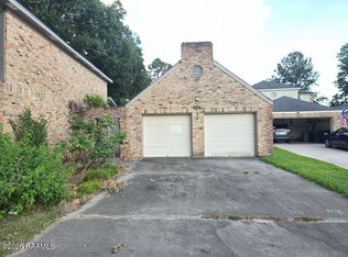 107 Stonewood Cir, Lafayette, LA 70508