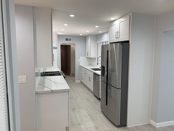 4th image of 22682 Margarita Dr