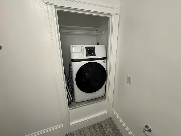 35 Cameron Ave #2L — Photo 23