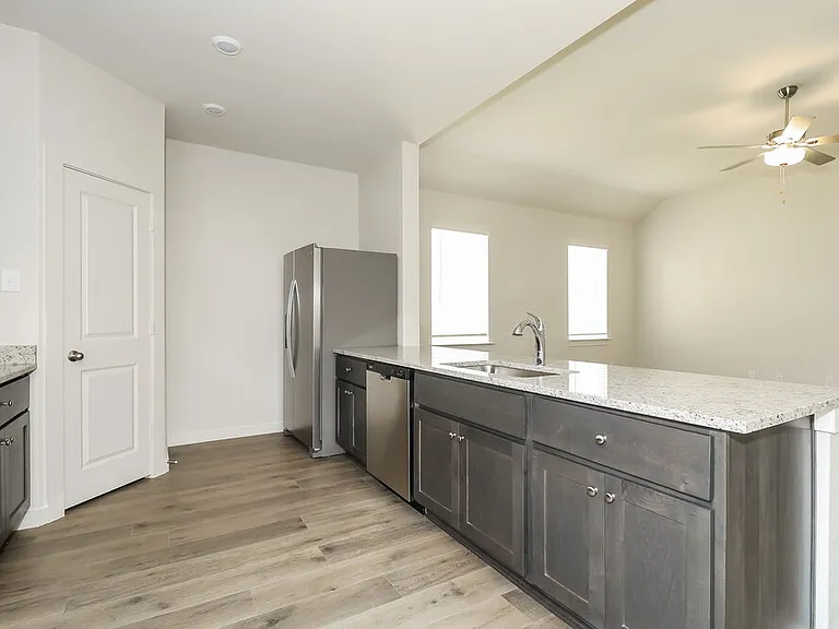 1508 Harvester Dr — Photo 7
