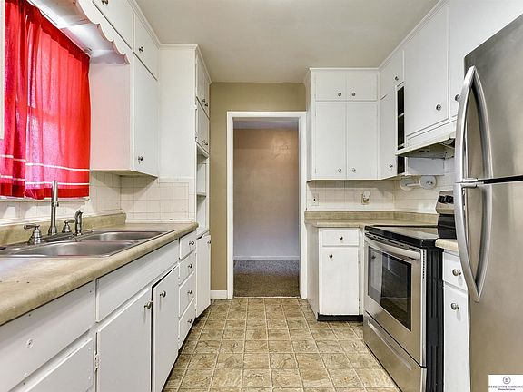 4th image of 4483 Ellison Ave