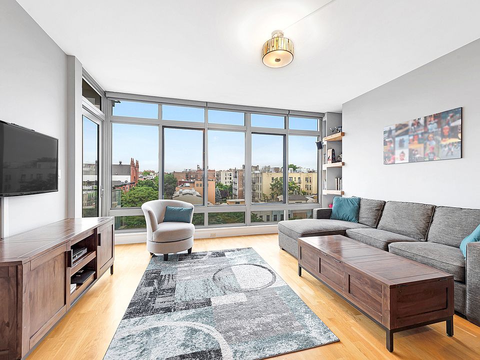 1st image of 500 4th Ave APT 6C