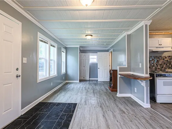1405 S Logan Ave, Independence, MO 64055