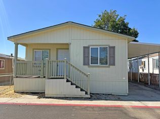 220 S Madera Ave Spc 27, Kerman, CA 93630
