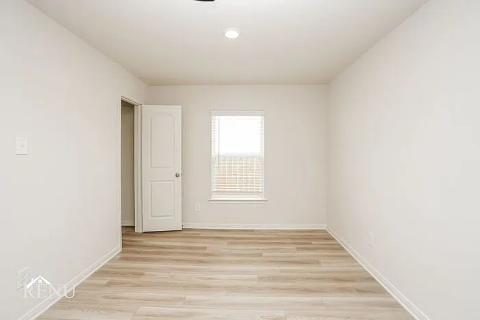 10453 Sweetwater Creek Dr — Photo 11