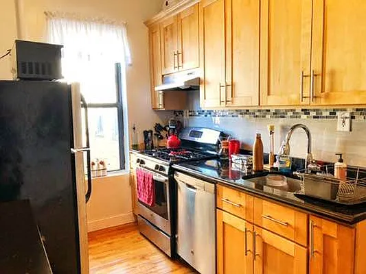 Rented by Friedman Roth Realty | media 9